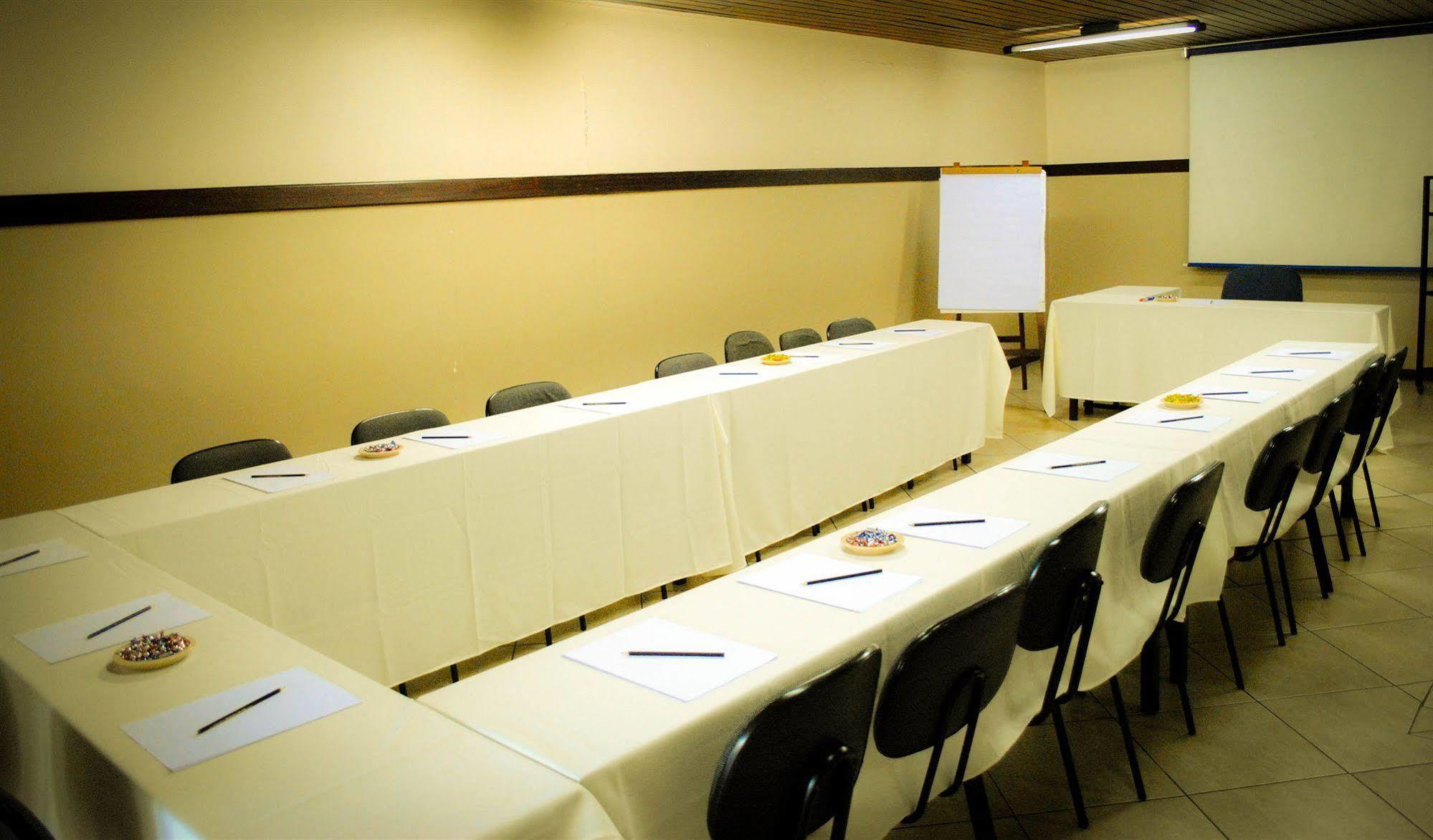Cezanne Plaza Apart Hotel Campinas  Bagian luar foto